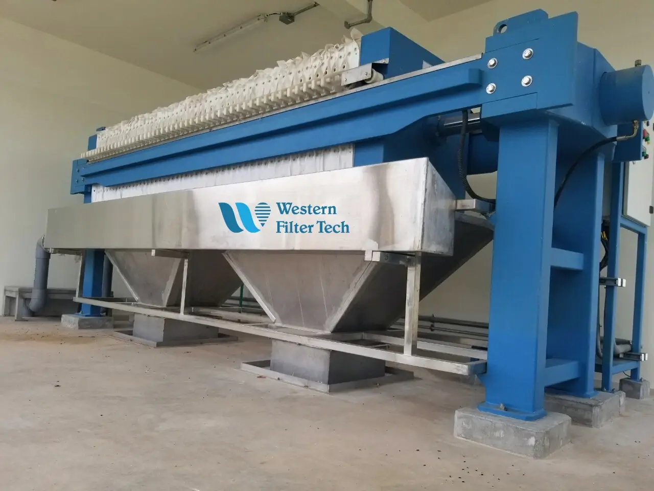 The filtration press from Western Filter is thoroughly cleaned