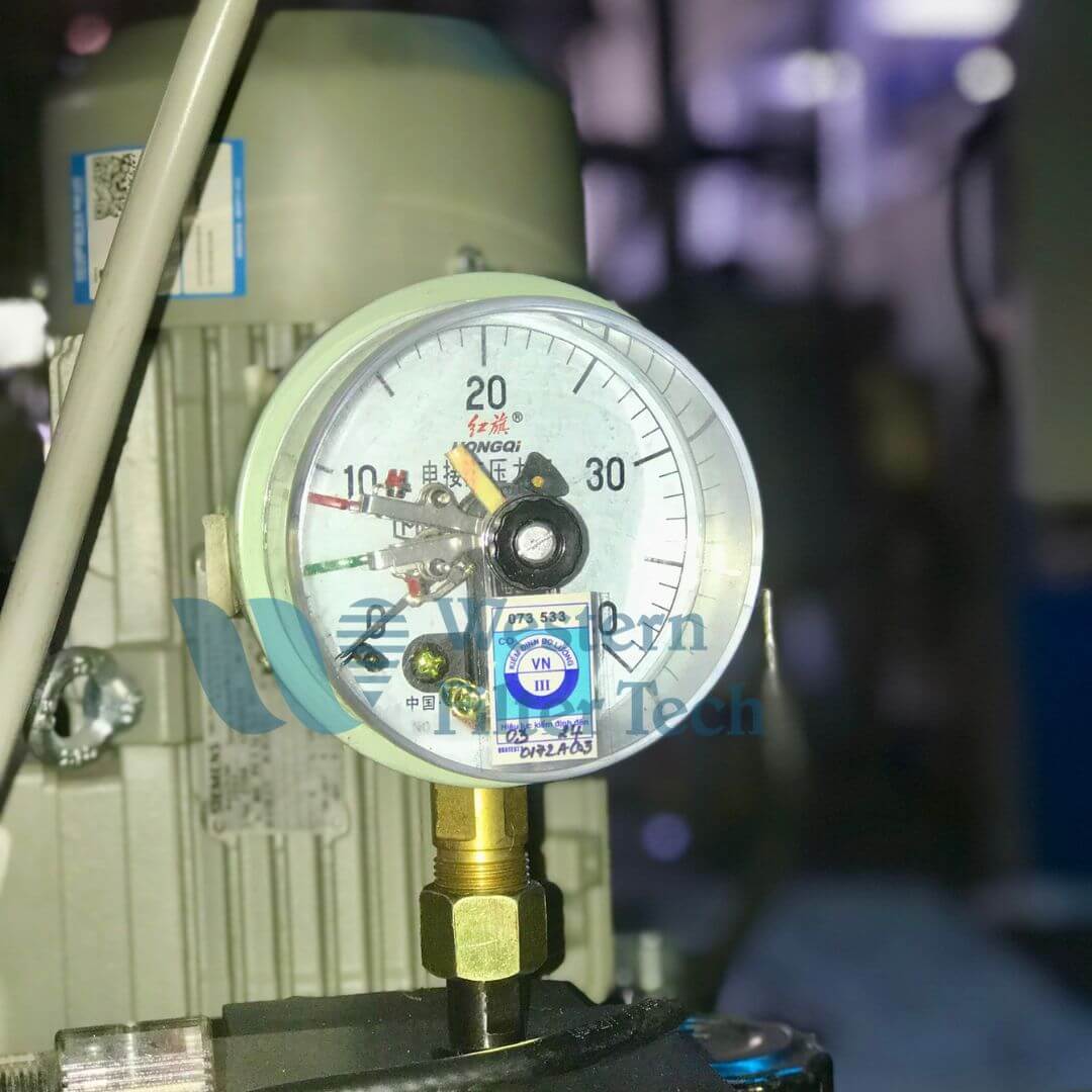 Đồng hồ áp suất 3 kim - Western Filter